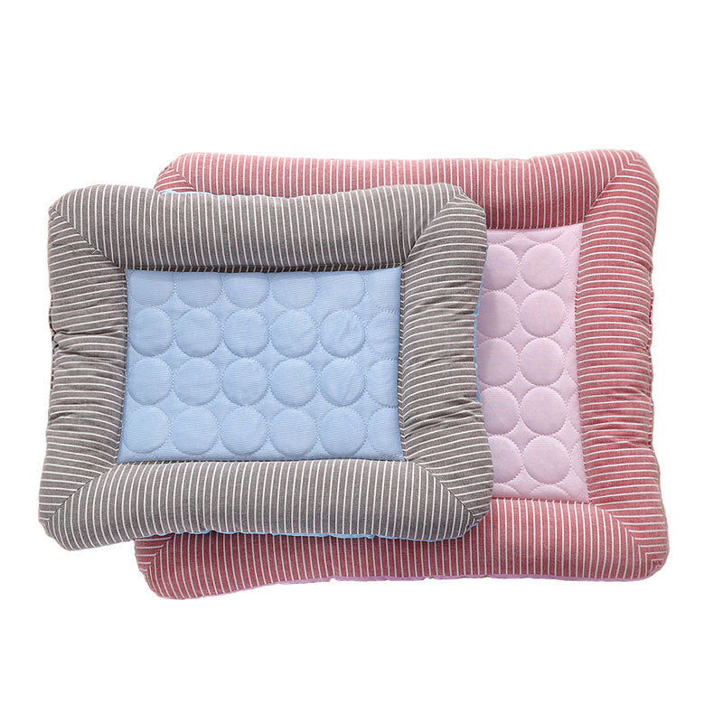 Cooling Pad Bed with Ice Silk Material