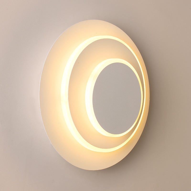 Round rotating bedside wall lamp
