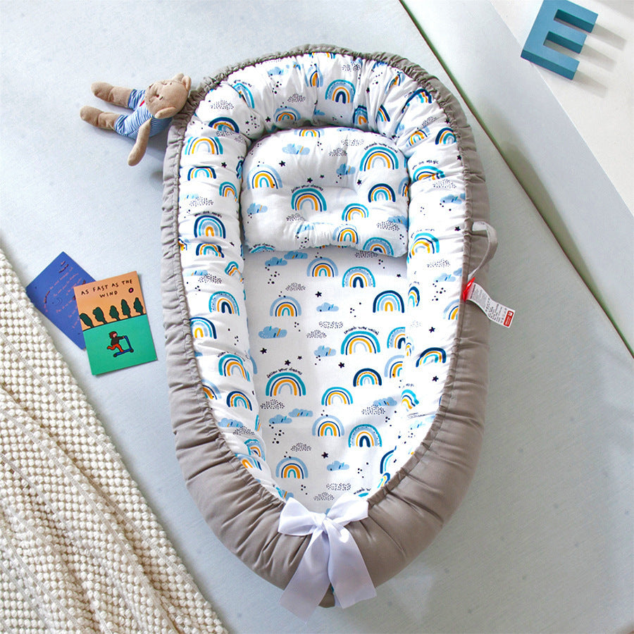 Portable newborn bed