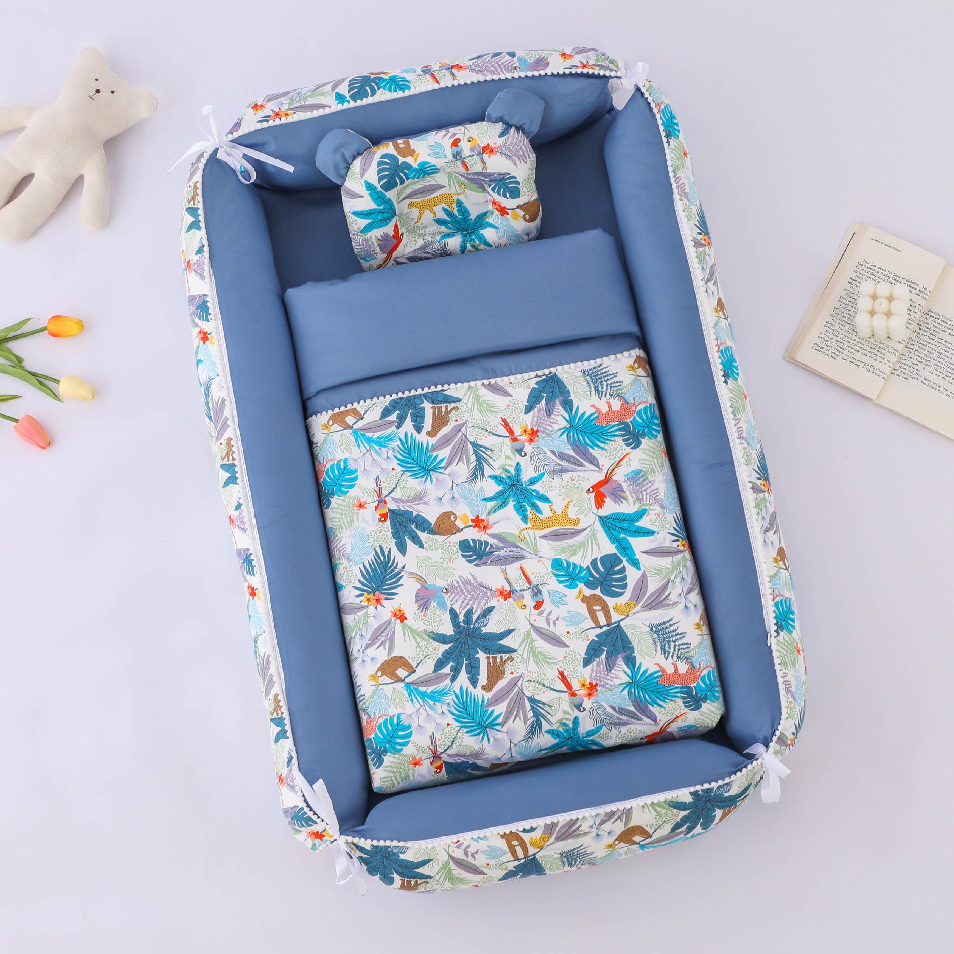 Removable Washable Baby Bionic Nursing Bed