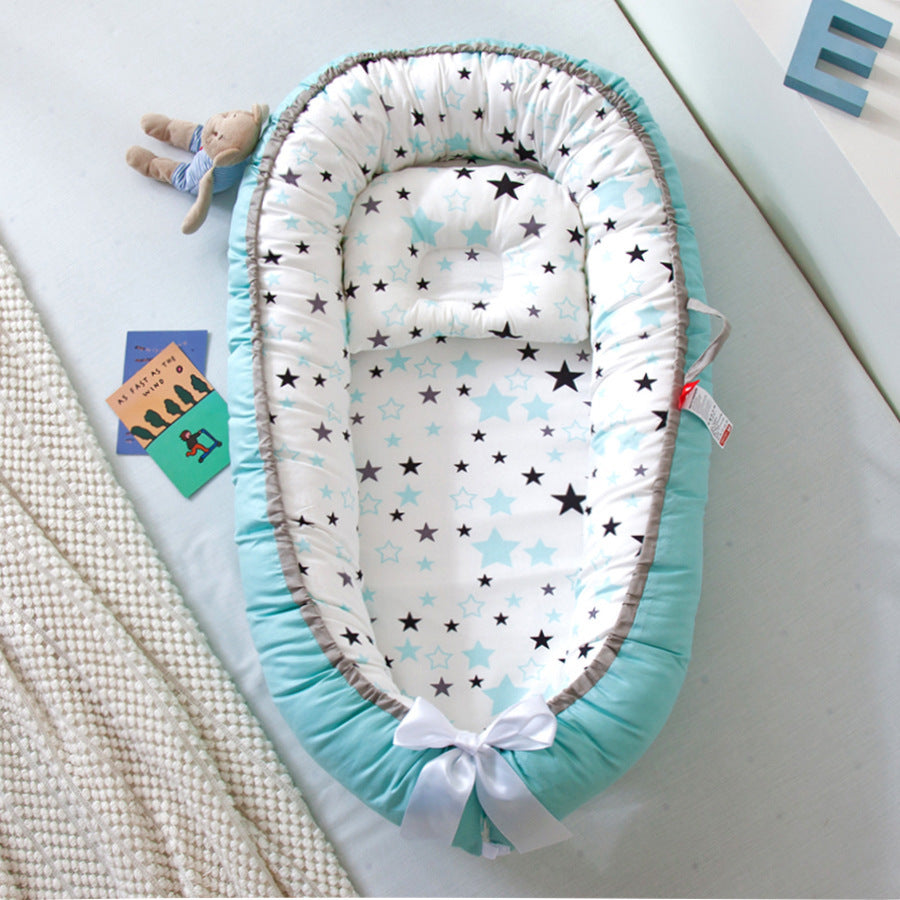 Portable newborn bed