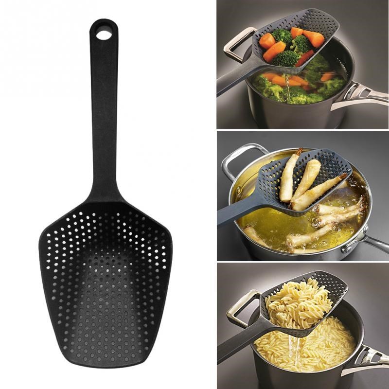 Nylon scoop colander.